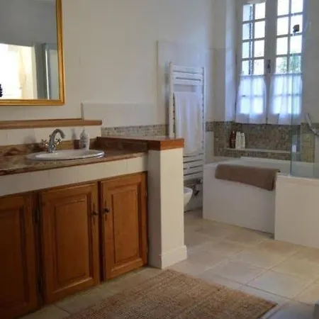 Stylish Rural With Pool Sleeps 14 Guests Brossac