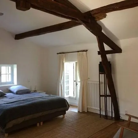 Stylish Rural With Pool Sleeps 14 Guests Brossac
