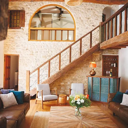 Holiday home Stylish Rural With Pool Sleeps 14 Guests *