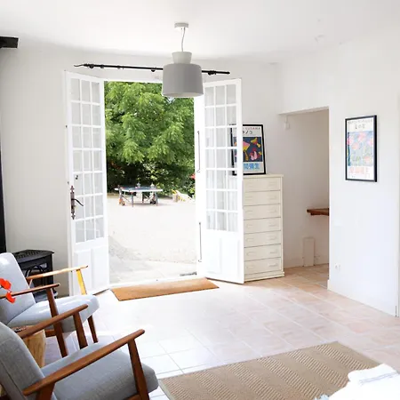 Stylish Rural With Pool Sleeps 14 Guests Holiday home Brossac