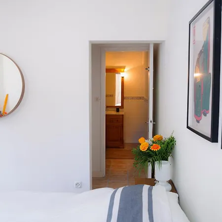 Stylish Rural With Pool Sleeps 14 Guests *