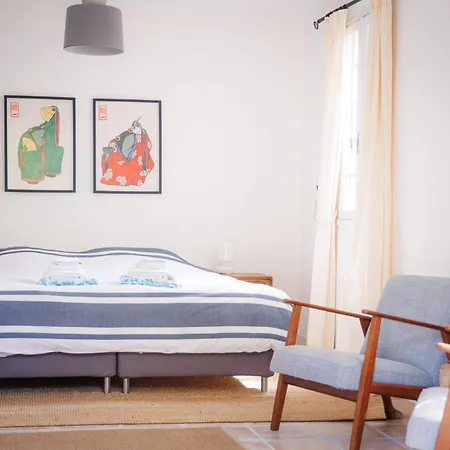 Stylish Rural With Pool Sleeps 14 Guests Brossac